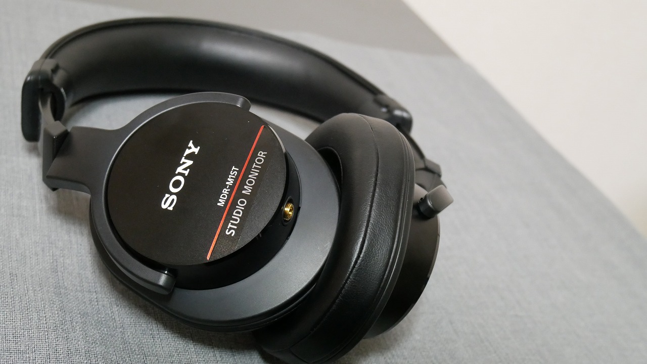 SONYのヘッドホン「MDR-M1-ST」を導入しました !!どんな音か手軽に